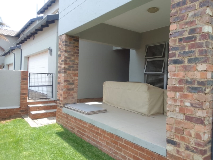 3 Bedroom Property for Sale in Honeydew Manor Gauteng