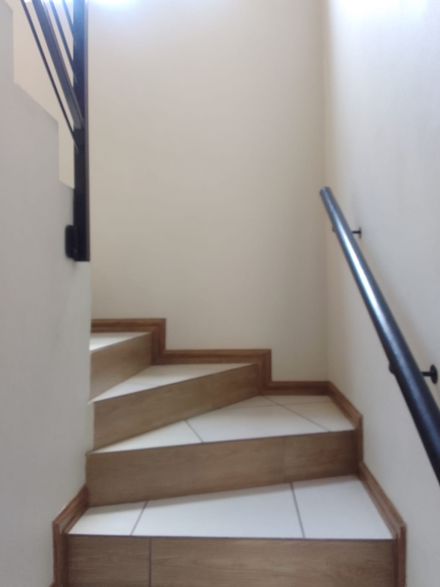 3 Bedroom Property for Sale in Honeydew Manor Gauteng