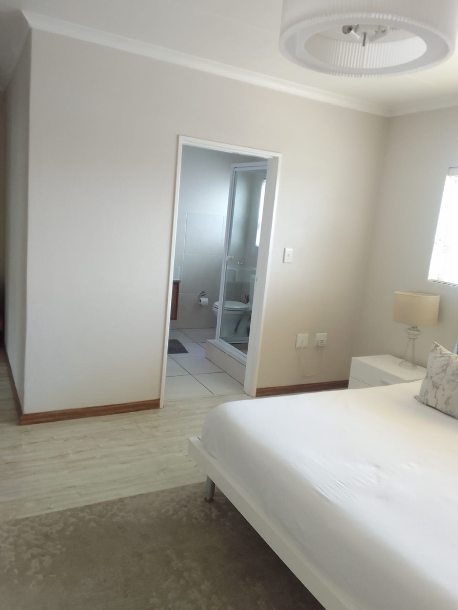 3 Bedroom Property for Sale in Honeydew Manor Gauteng