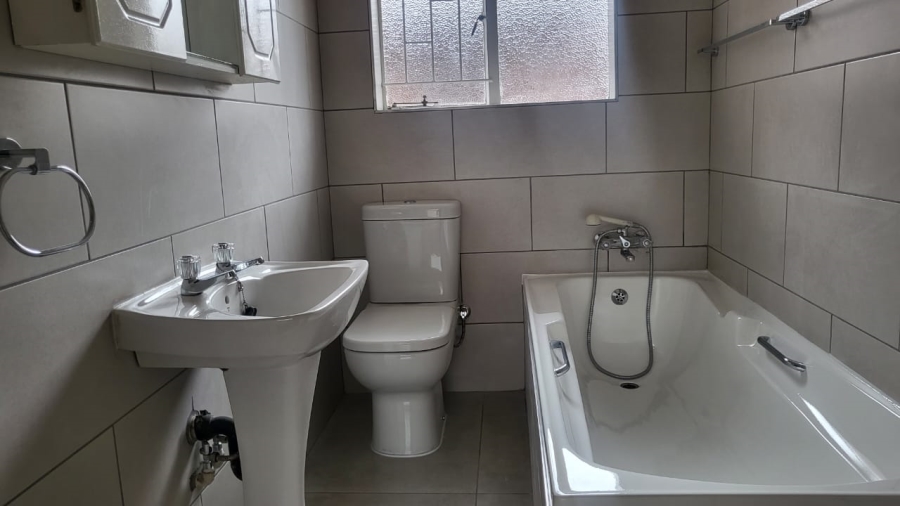 3 Bedroom Property for Sale in Mindalore Gauteng