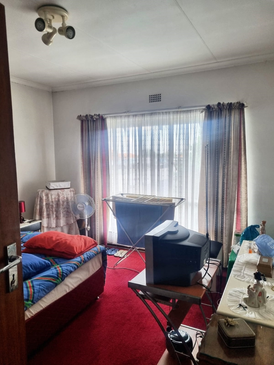 2 Bedroom Property for Sale in Horison Gauteng