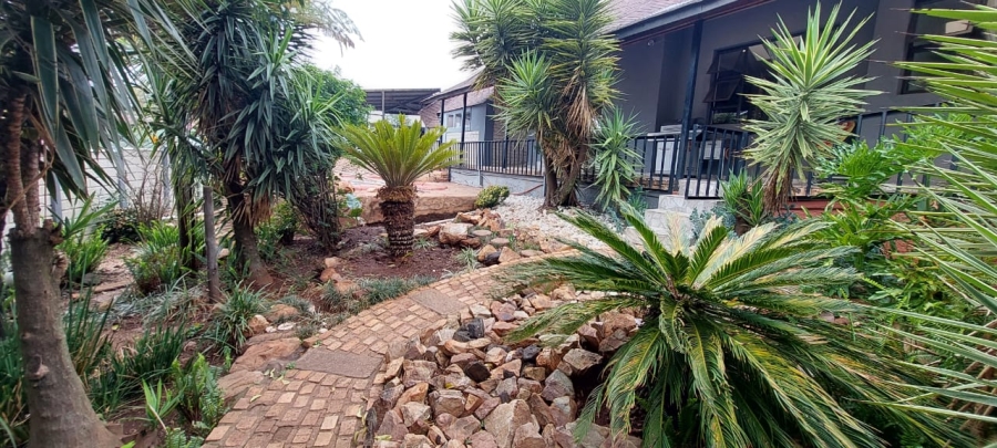 4 Bedroom Property for Sale in Noordkruin Gauteng