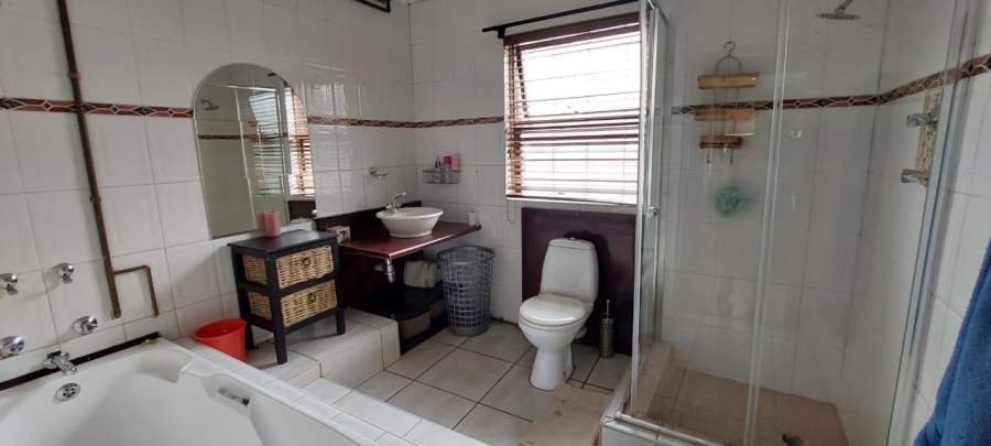 4 Bedroom Property for Sale in Noordkruin Gauteng