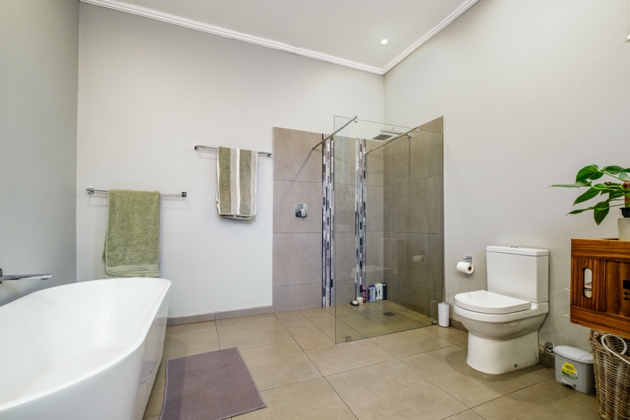 4 Bedroom Property for Sale in Northcliff Gauteng