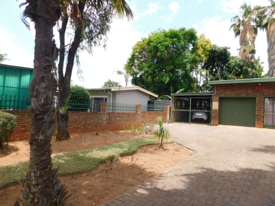 4 Bedroom Property for Sale in Dorandia Gauteng