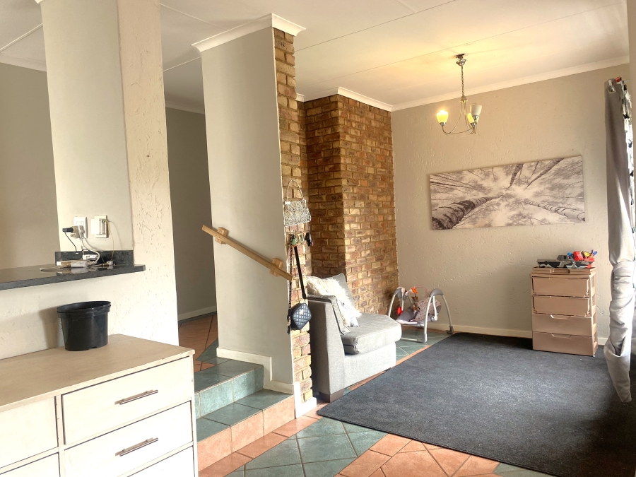 To Let 2 Bedroom Property for Rent in Newlands Gauteng