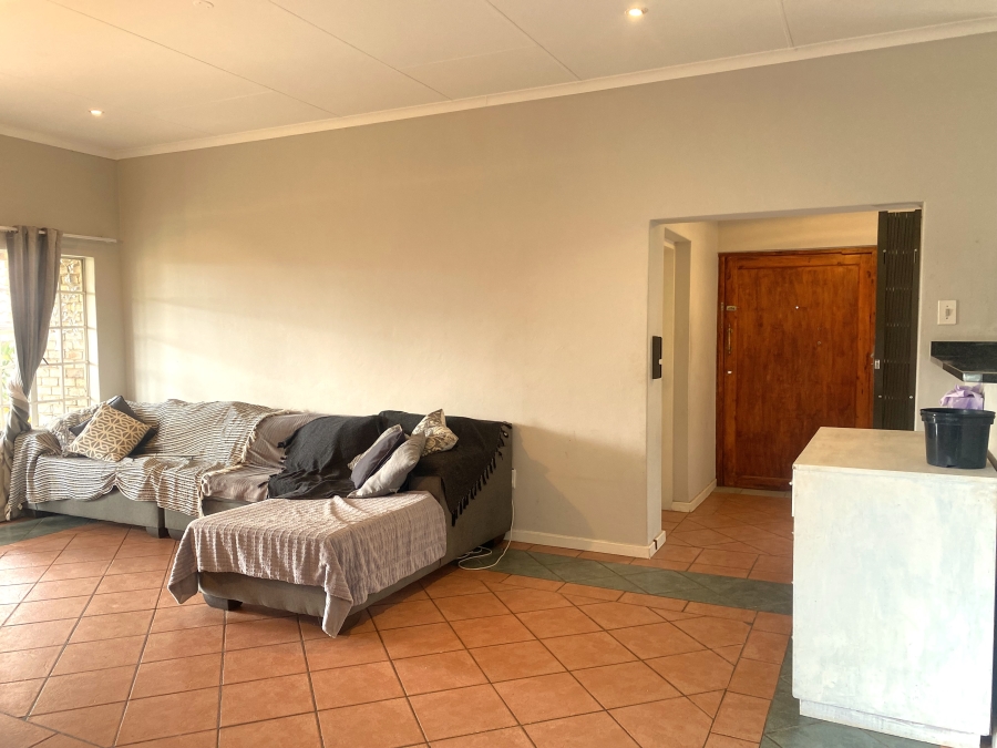 To Let 2 Bedroom Property for Rent in Newlands Gauteng