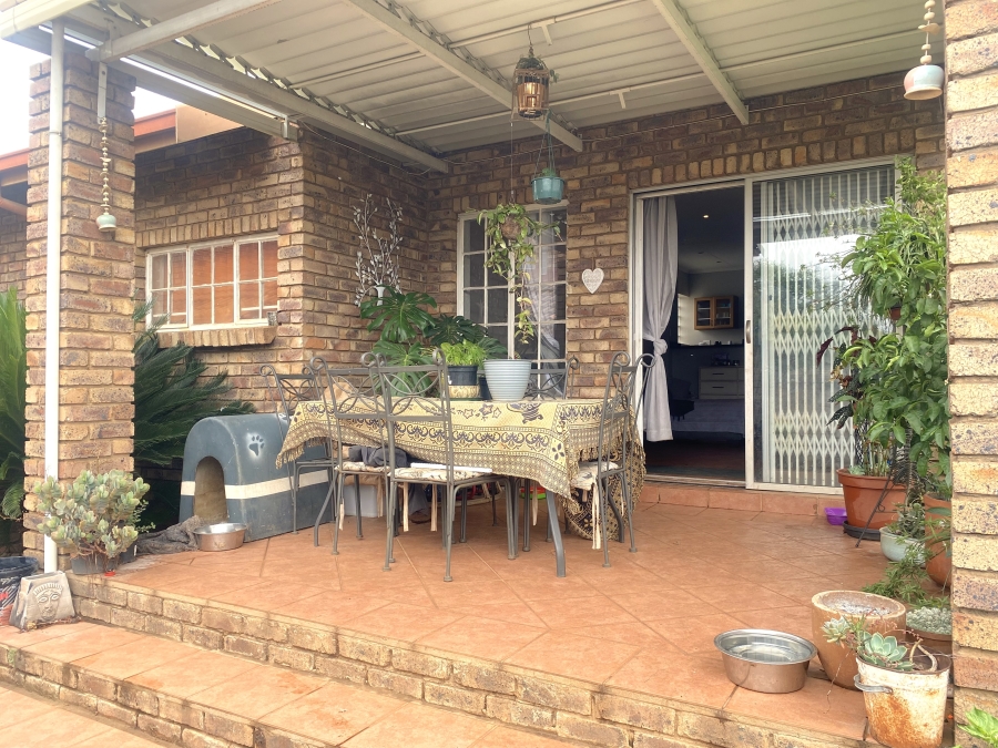 To Let 2 Bedroom Property for Rent in Newlands Gauteng