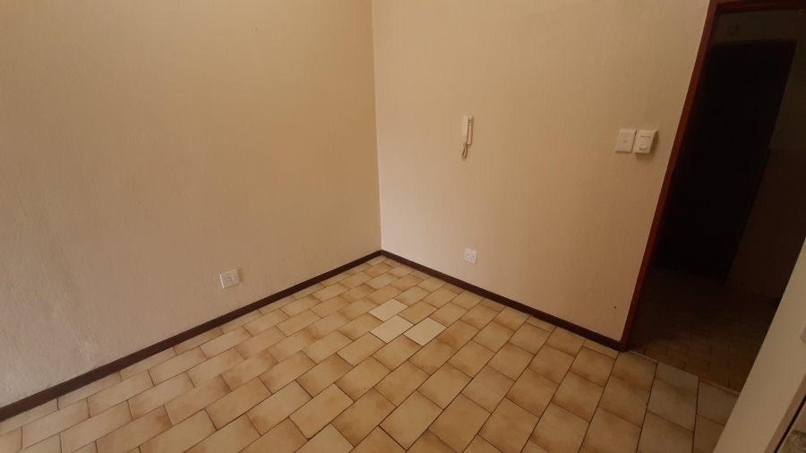 To Let 1 Bedroom Property for Rent in Pretoria North Gauteng