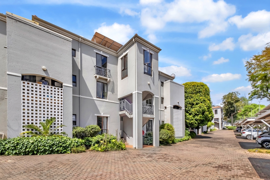 2 Bedroom Property for Sale in Dunkeld Gauteng