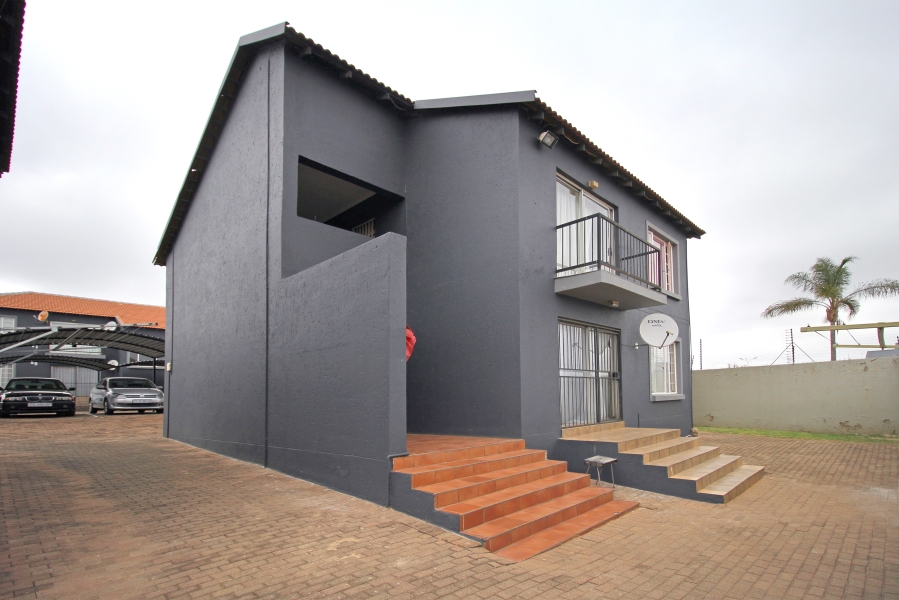 2 Bedroom Property for Sale in Northgate Gauteng