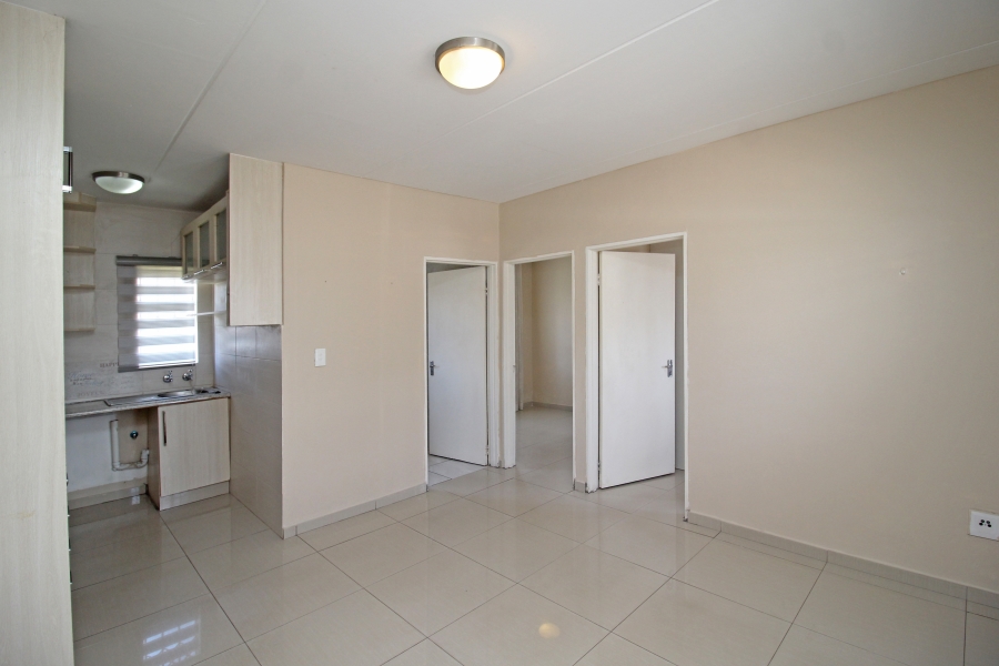 2 Bedroom Property for Sale in Fleurhof Gauteng