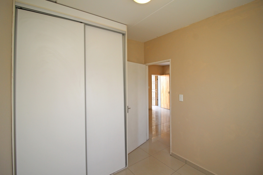 2 Bedroom Property for Sale in Fleurhof Gauteng