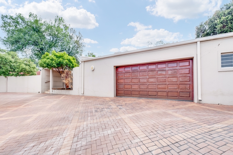 3 Bedroom Property for Sale in Rivonia Gauteng