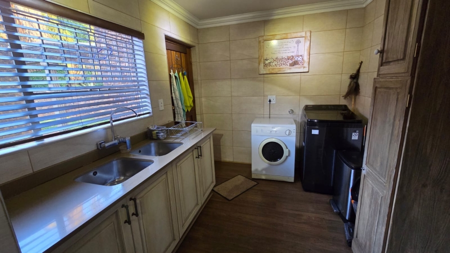 3 Bedroom Property for Sale in Petersfield Gauteng