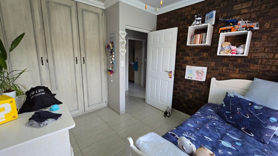 3 Bedroom Property for Sale in Petersfield Gauteng