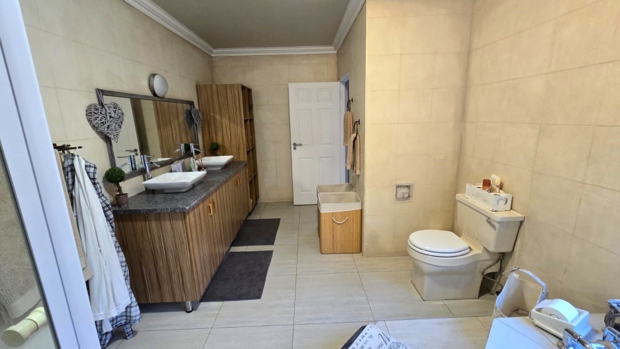 3 Bedroom Property for Sale in Petersfield Gauteng