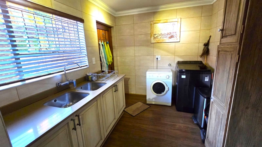 3 Bedroom Property for Sale in Petersfield Gauteng