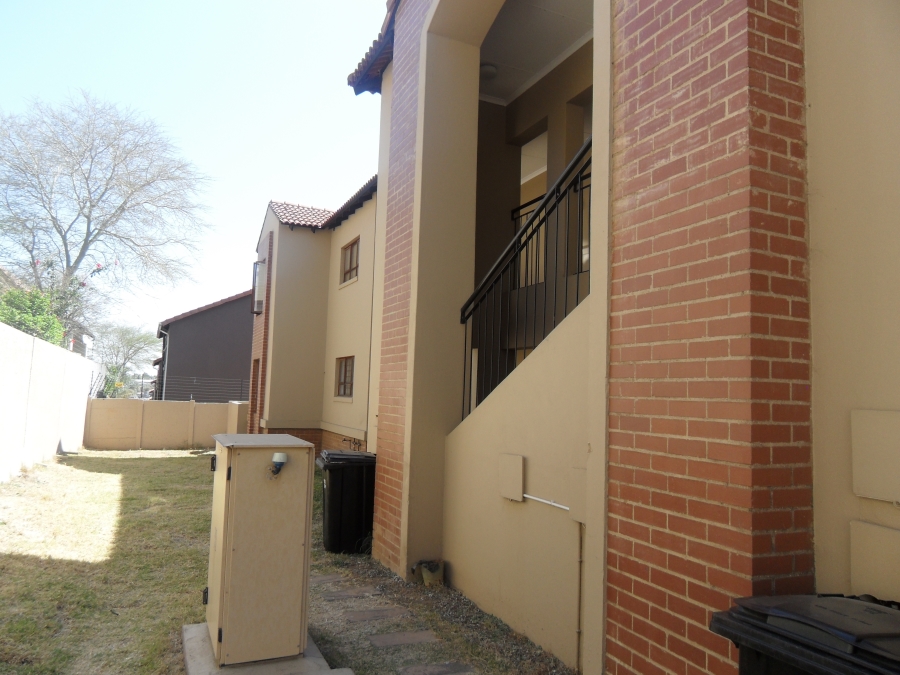 2 Bedroom Property for Sale in Vorna Valley Gauteng