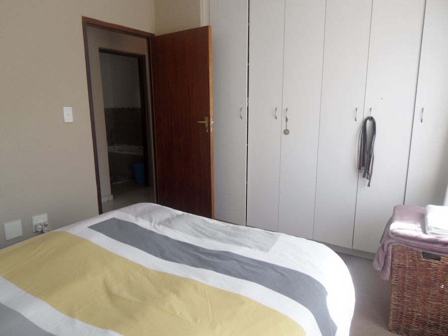 2 Bedroom Property for Sale in Vorna Valley Gauteng