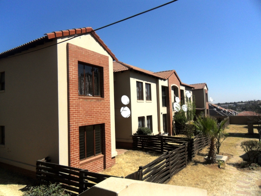 2 Bedroom Property for Sale in Vorna Valley Gauteng