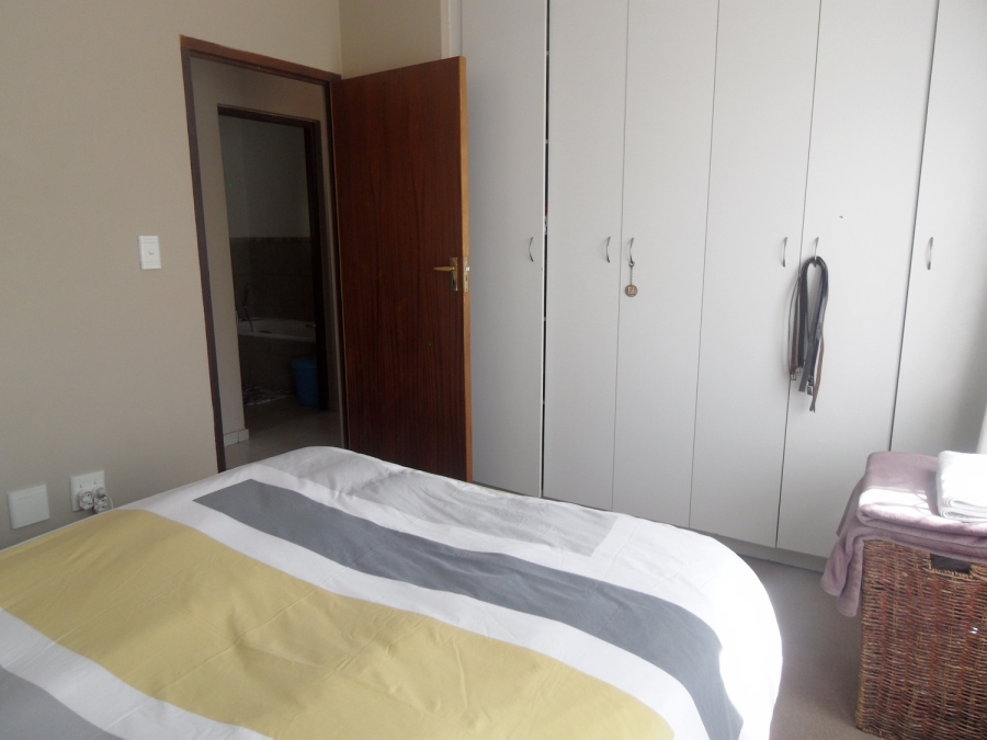 2 Bedroom Property for Sale in Vorna Valley Gauteng