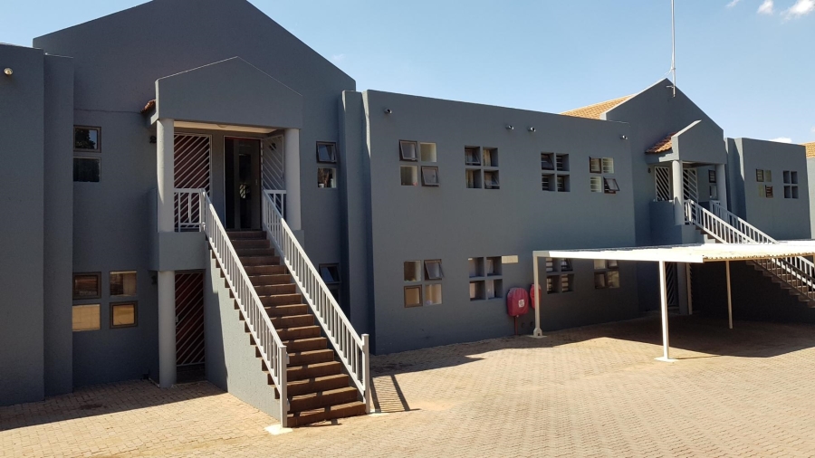 To Let 2 Bedroom Property for Rent in Sandown Gauteng