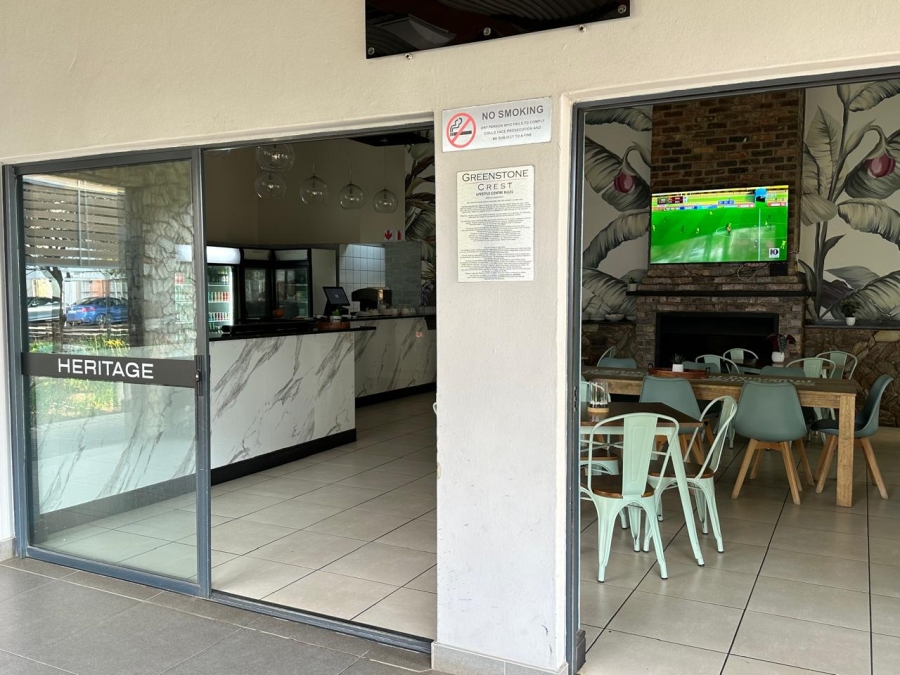 To Let 2 Bedroom Property for Rent in Greenstone Crest Gauteng