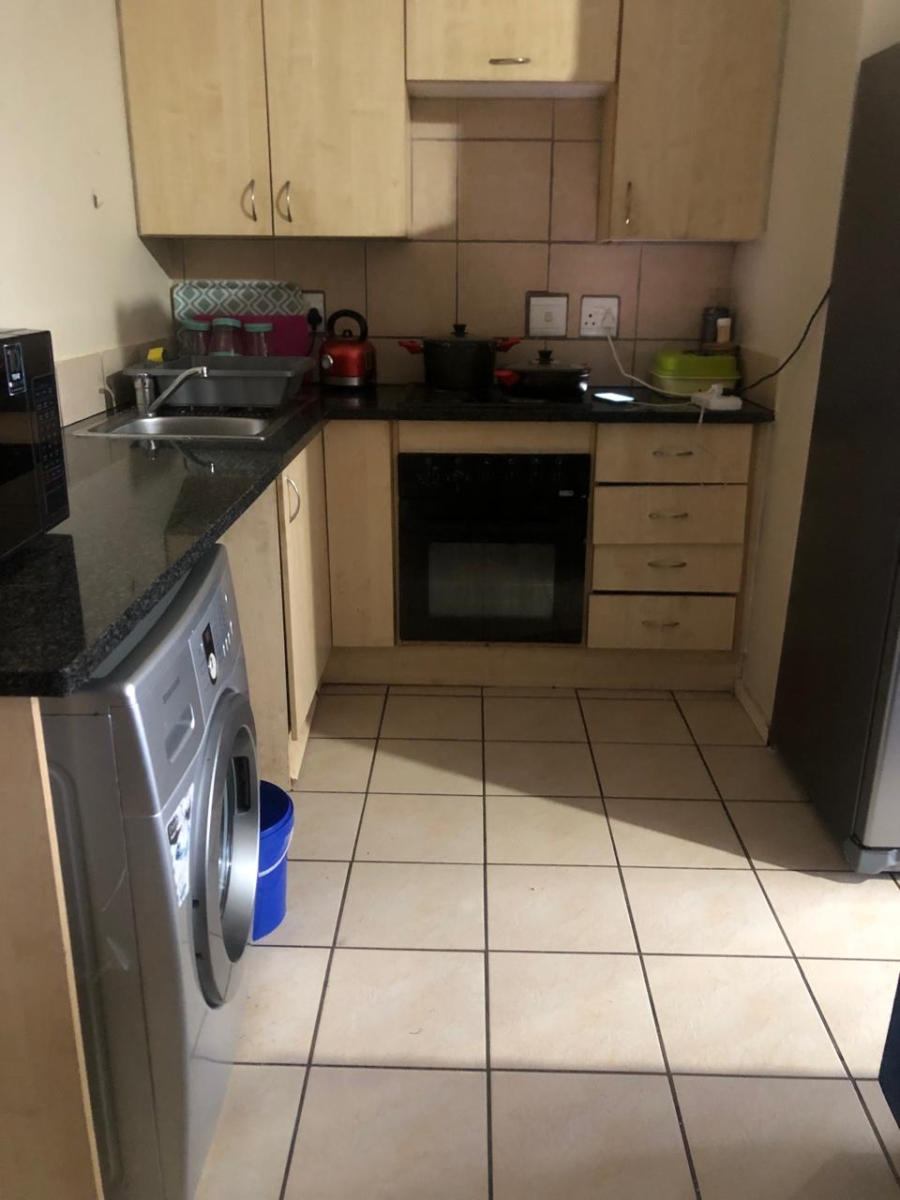 To Let 1 Bedroom Property for Rent in Esther Park Gauteng