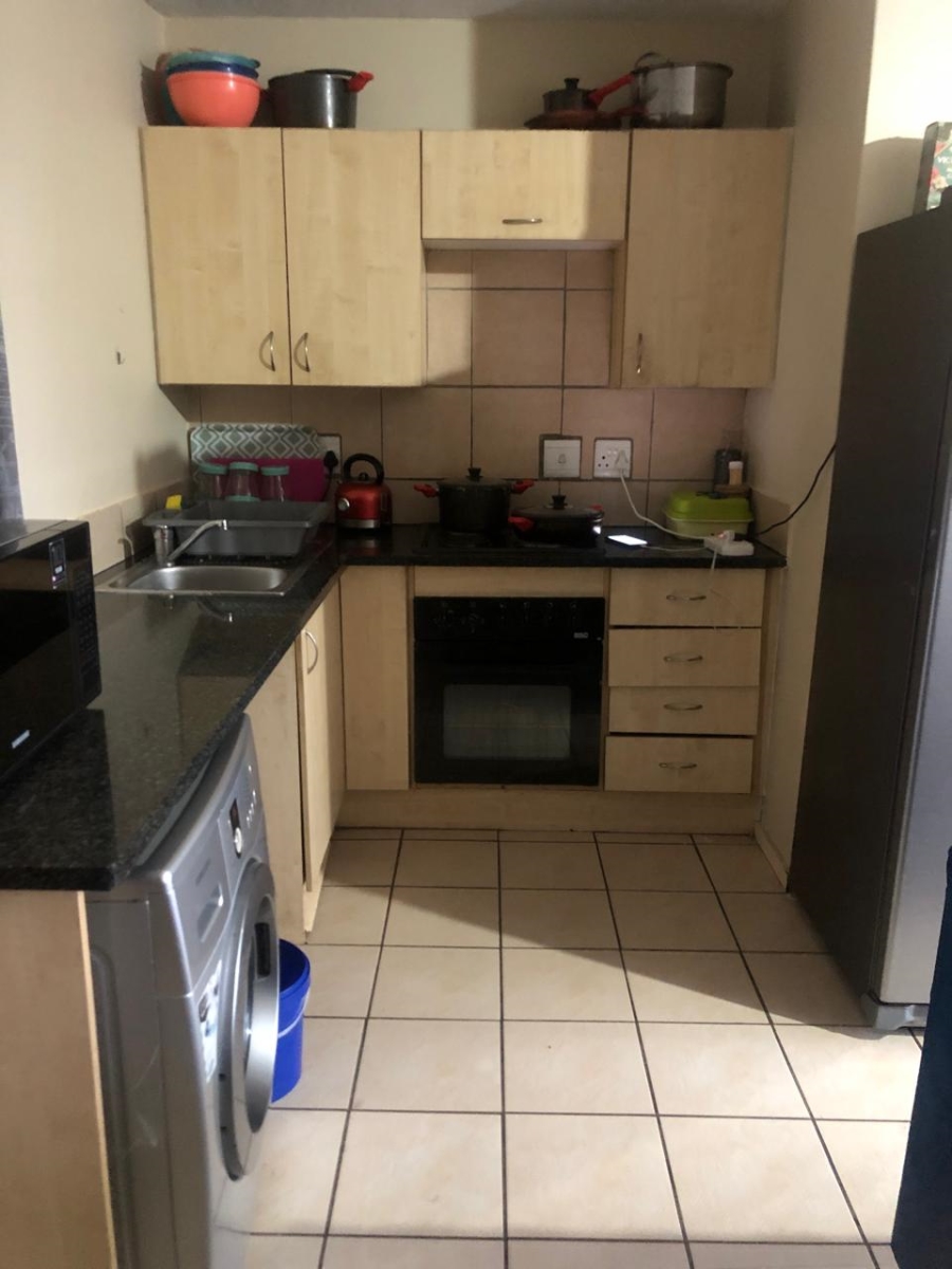 To Let 1 Bedroom Property for Rent in Esther Park Gauteng