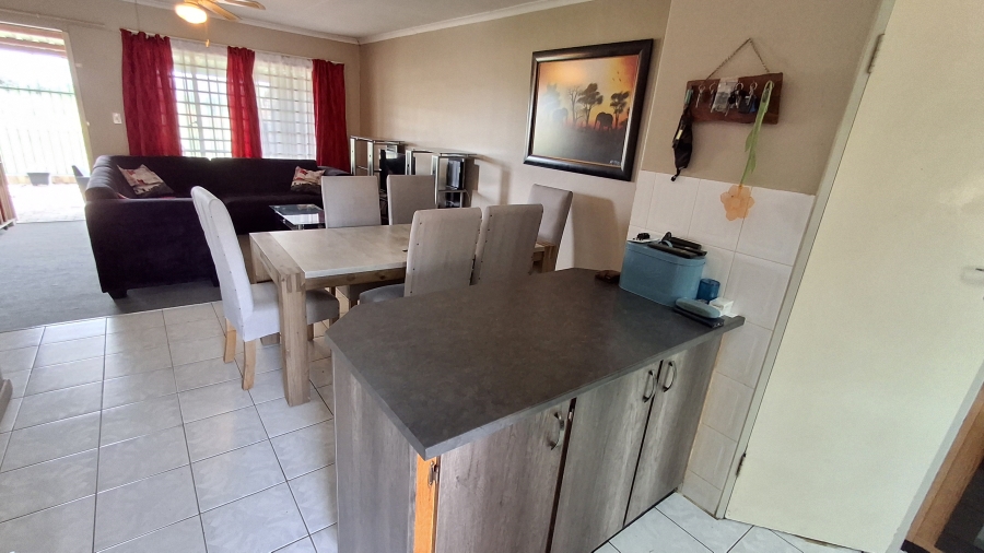 2 Bedroom Property for Sale in Doornpoort Gauteng