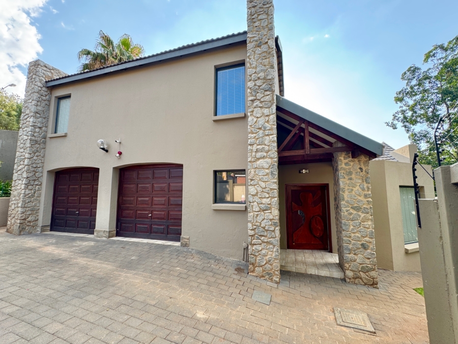 3 Bedroom Property for Sale in Waterkloof Glen Gauteng