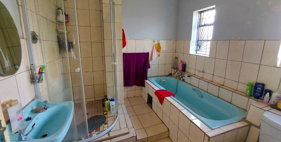 3 Bedroom Property for Sale in South Hills Gauteng