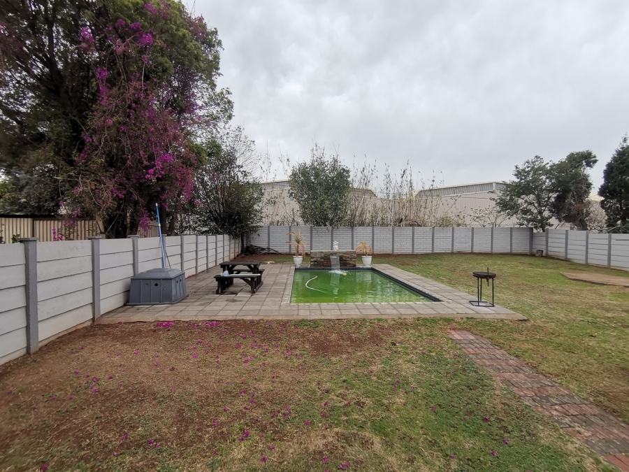 3 Bedroom Property for Sale in Mayberry Park Gauteng