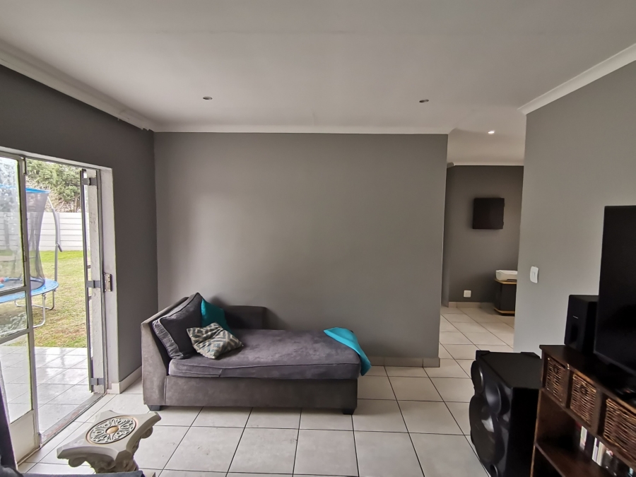 3 Bedroom Property for Sale in Mayberry Park Gauteng