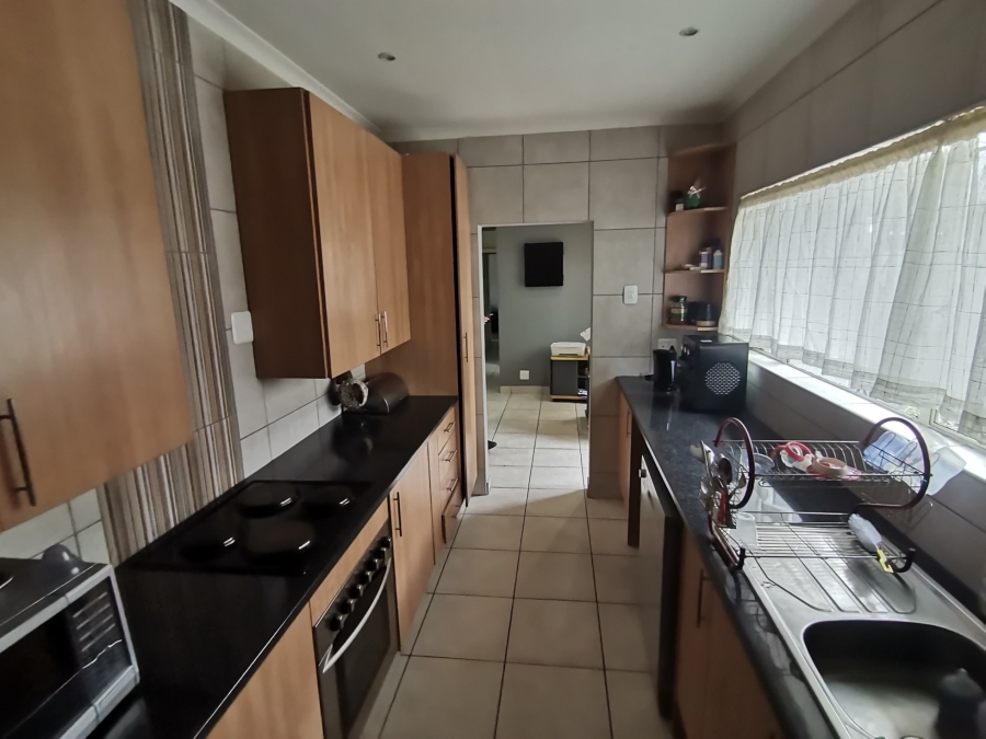 3 Bedroom Property for Sale in Mayberry Park Gauteng