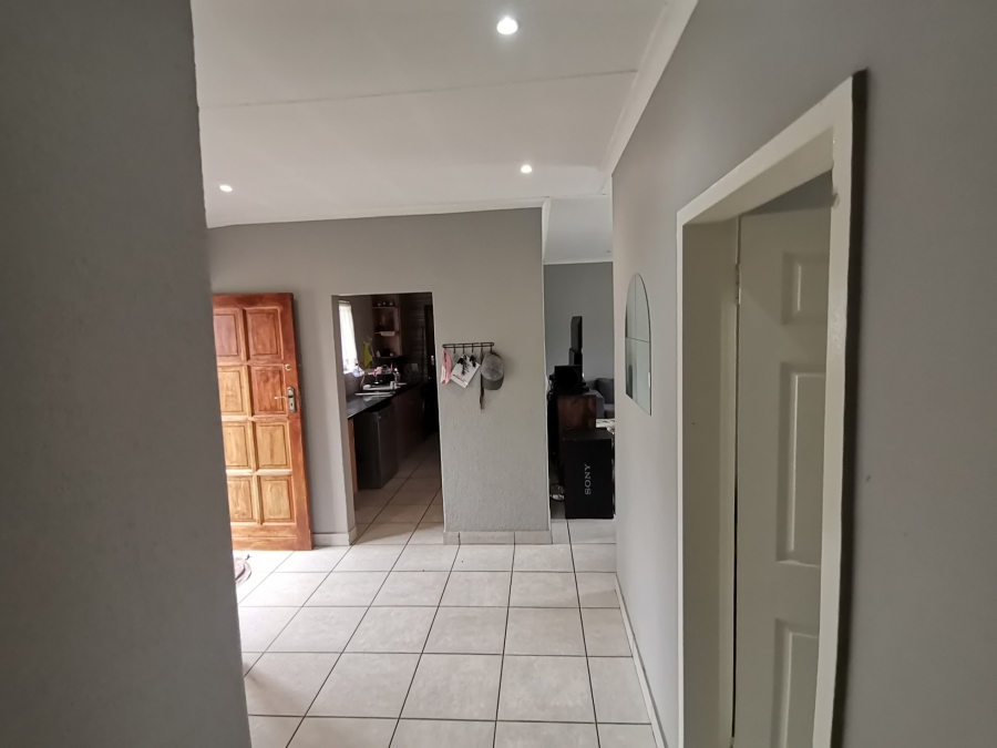 3 Bedroom Property for Sale in Mayberry Park Gauteng