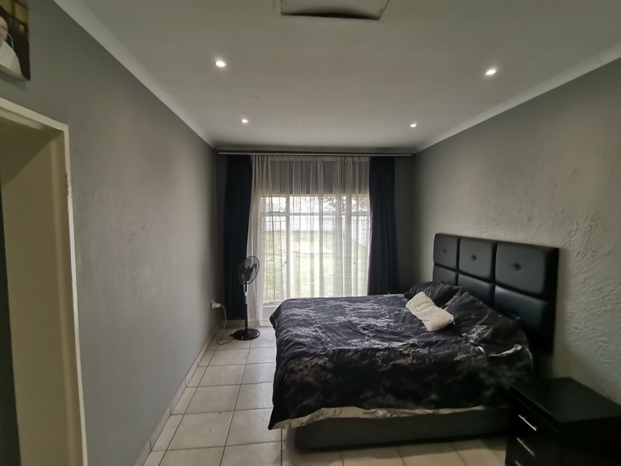 3 Bedroom Property for Sale in Mayberry Park Gauteng