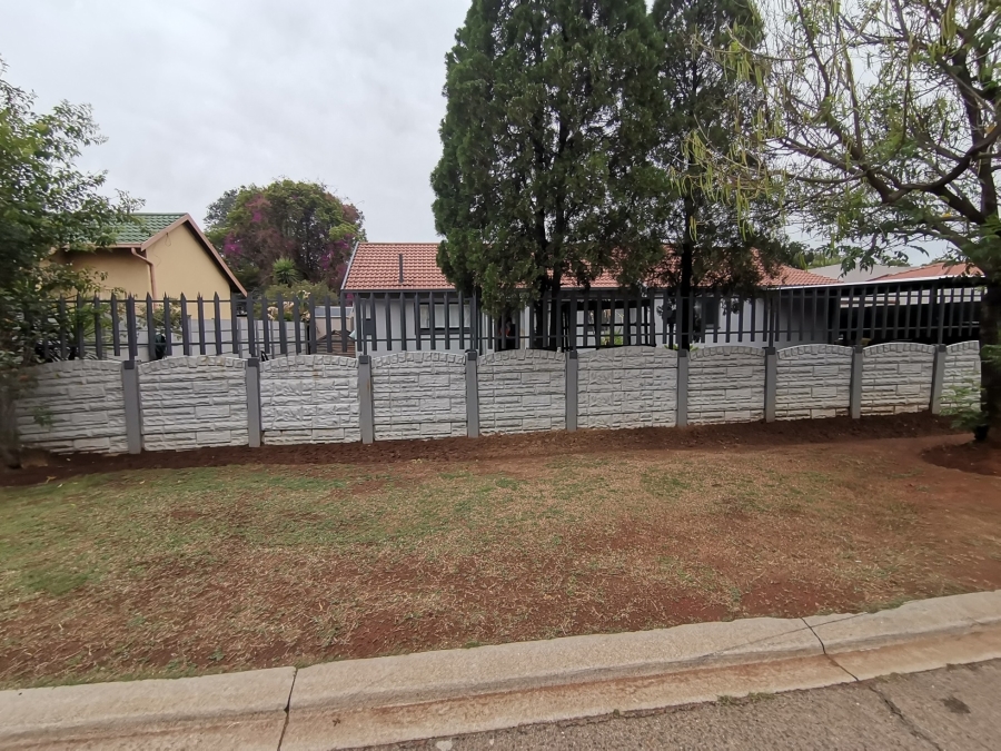 3 Bedroom Property for Sale in Mayberry Park Gauteng