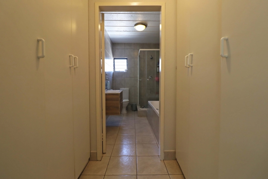 3 Bedroom Property for Sale in Bryanston Gauteng