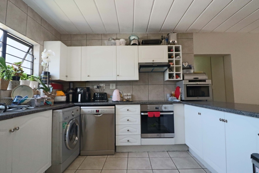 3 Bedroom Property for Sale in Bryanston Gauteng