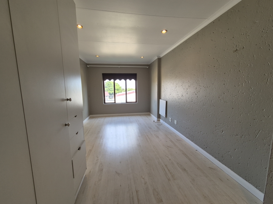 To Let 2 Bedroom Property for Rent in Buurendal Gauteng