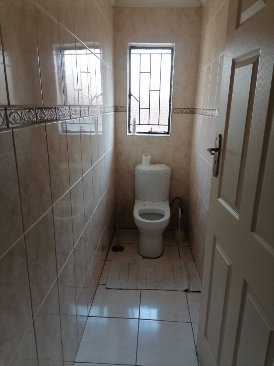 3 Bedroom Property for Sale in Ratanda Gauteng