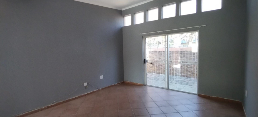 3 Bedroom Property for Sale in Rensburg Gauteng