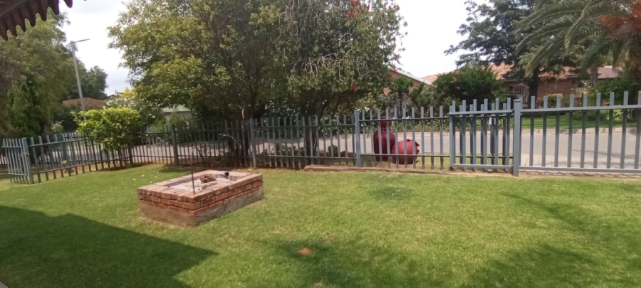 3 Bedroom Property for Sale in Misty Bay Gauteng