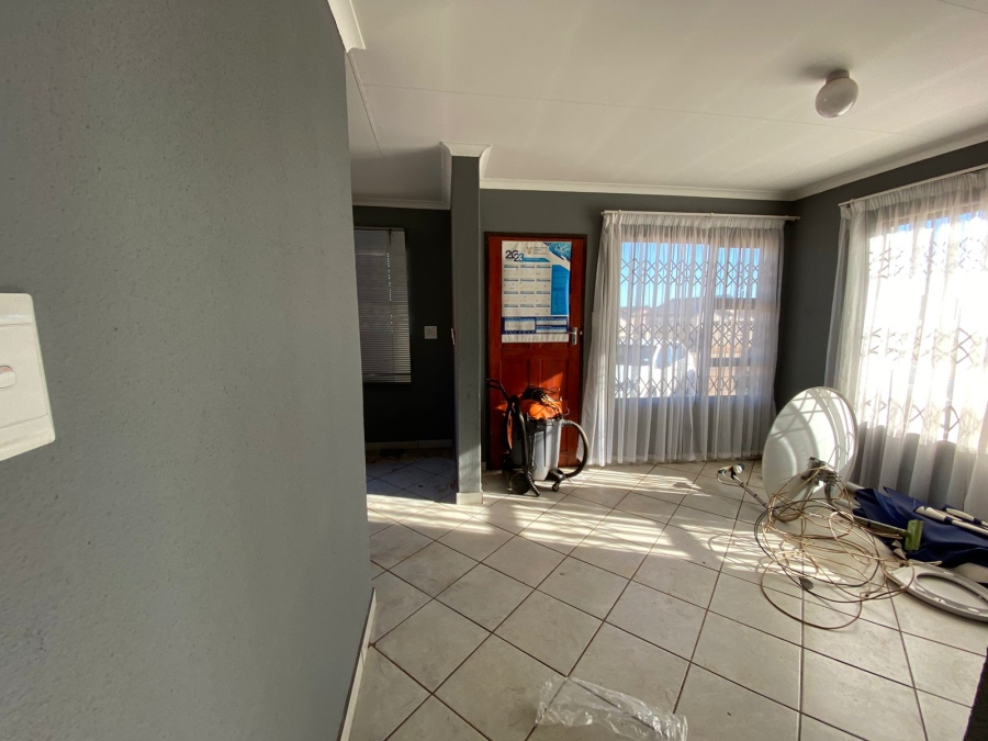 2 Bedroom Property for Sale in Stretford Gauteng