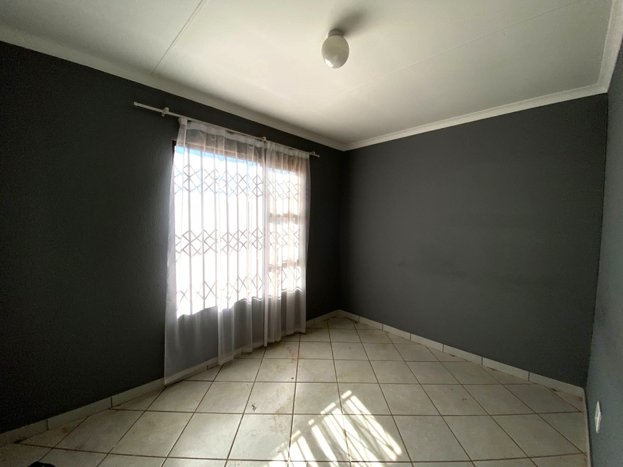 2 Bedroom Property for Sale in Stretford Gauteng