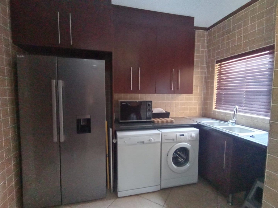 3 Bedroom Property for Sale in Three Rivers Proper Gauteng