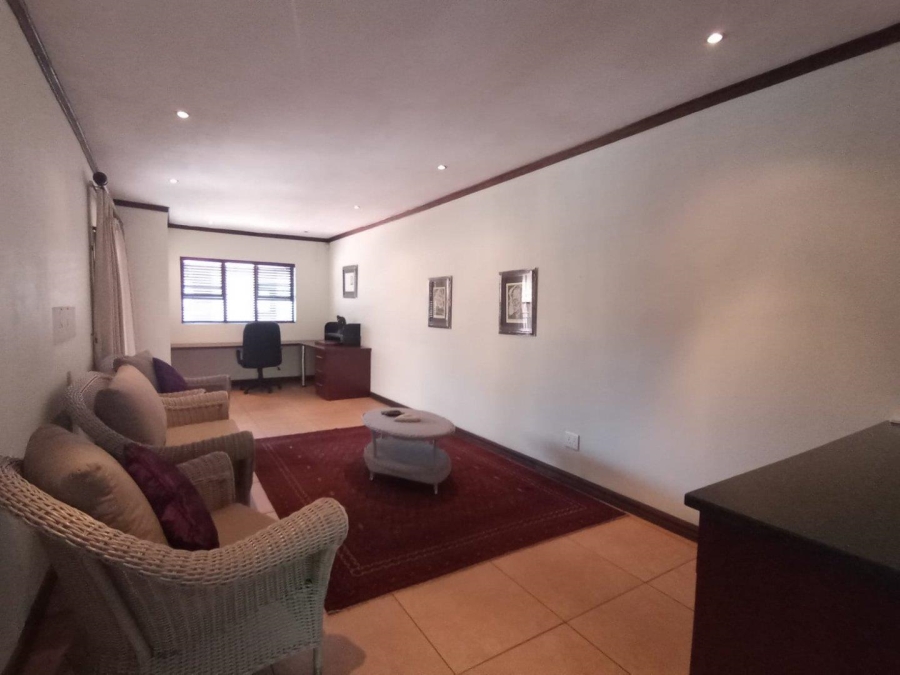 3 Bedroom Property for Sale in Three Rivers Proper Gauteng