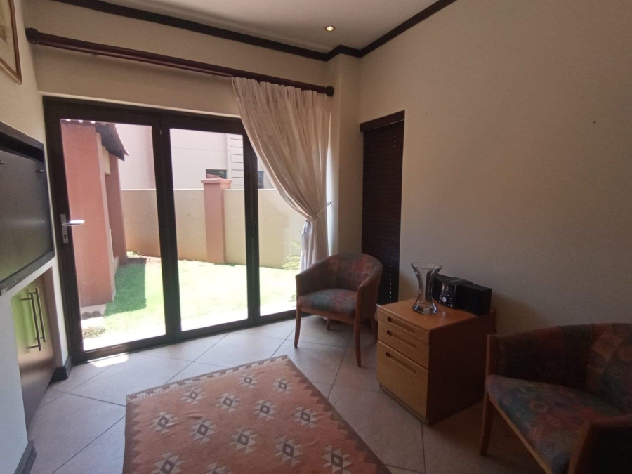 3 Bedroom Property for Sale in Three Rivers Proper Gauteng